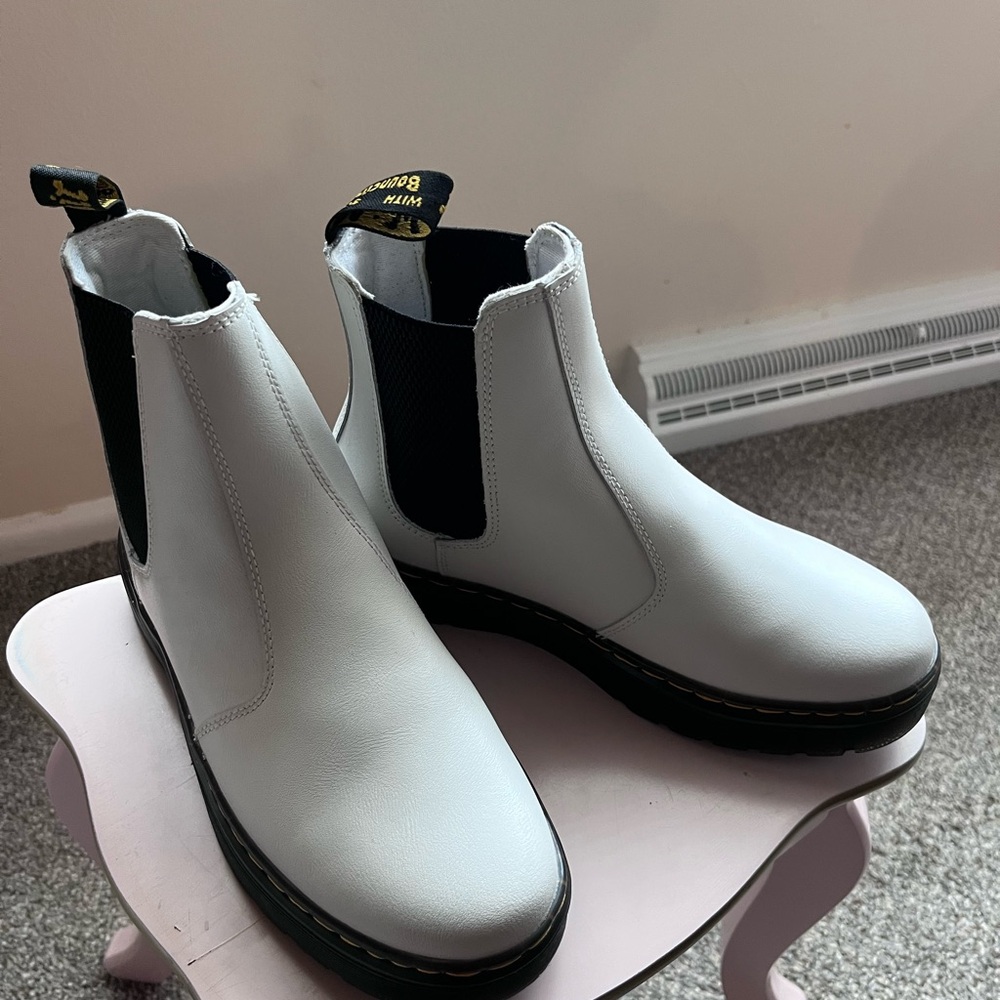 White Chelsea Boots with Black Elastic